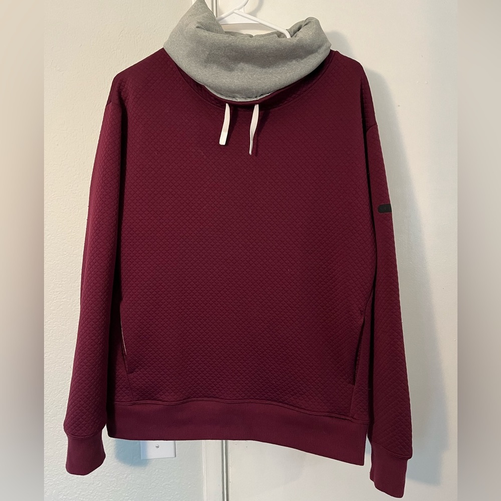 Under Armour purple cowl sweatshirt. Size: medium